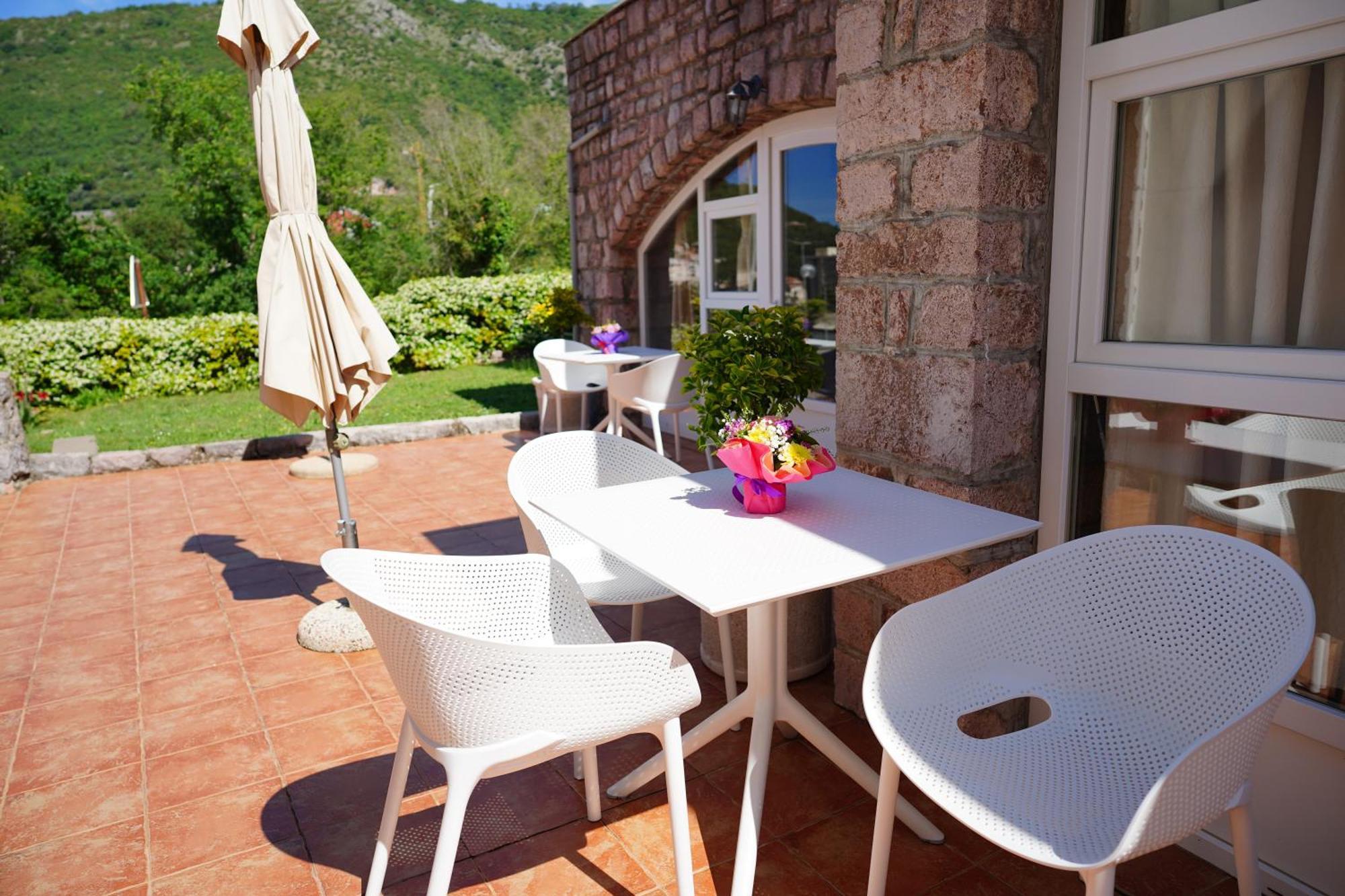 Apartments Pavlovic Petrovac 外观 照片