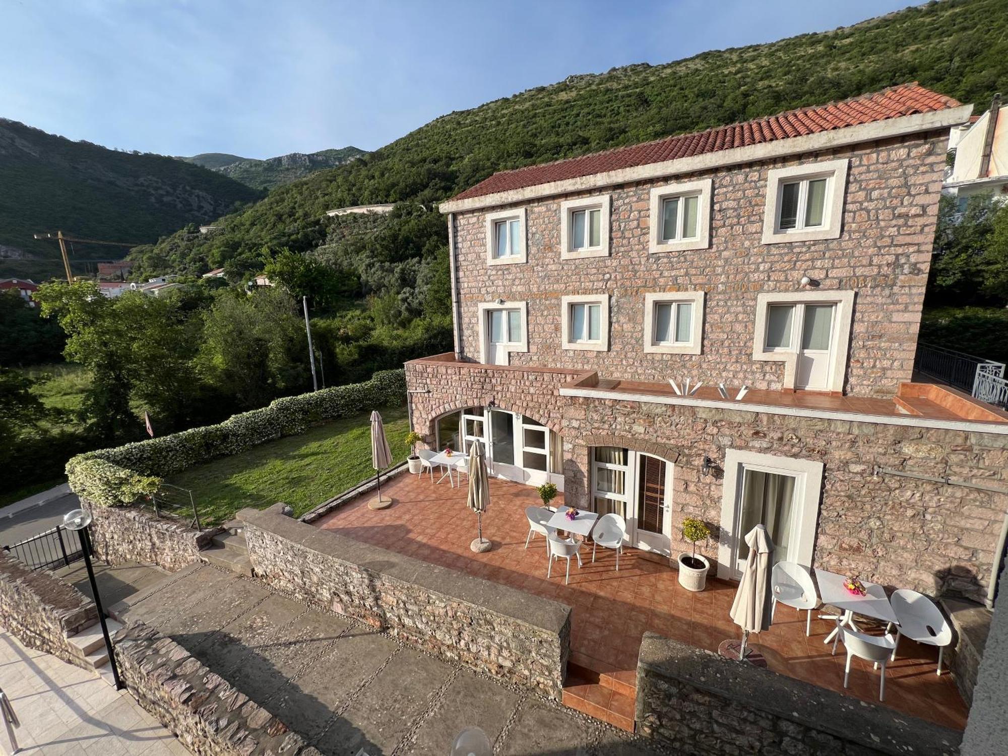 Apartments Pavlovic Petrovac 外观 照片