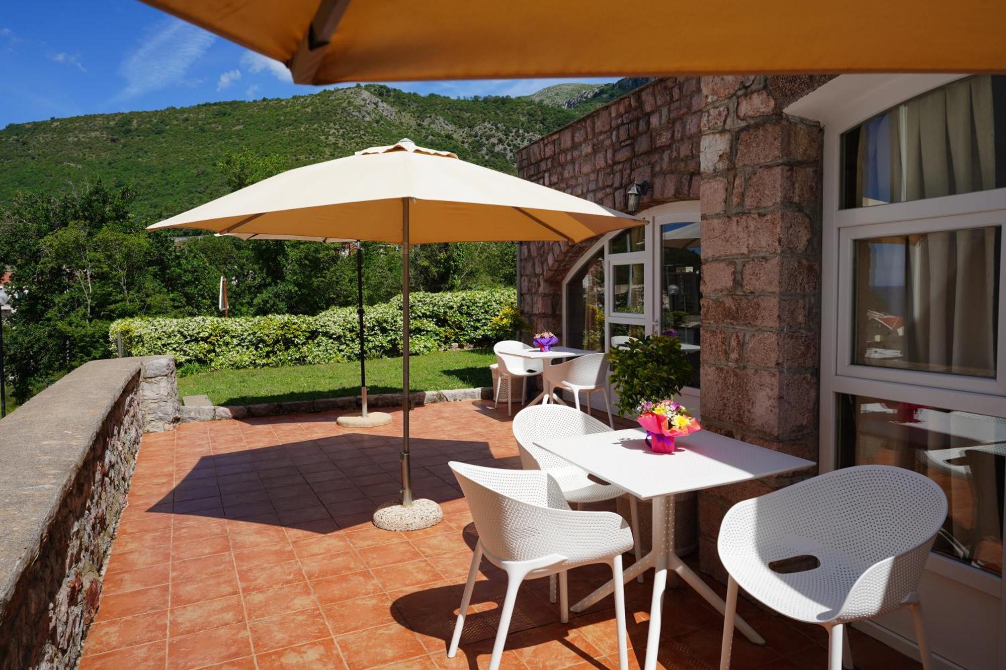 Apartments Pavlovic Petrovac 外观 照片