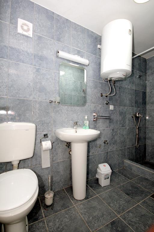 Apartments Pavlovic Petrovac 外观 照片