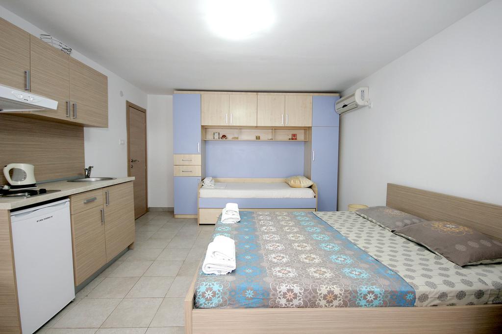 Apartments Pavlovic Petrovac 外观 照片