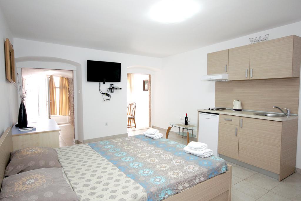 Apartments Pavlovic Petrovac 外观 照片